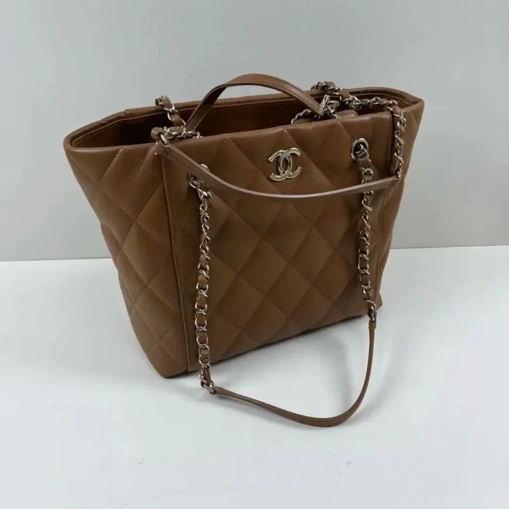 Chanel Women Pre-Loved Bag Very Good Condition